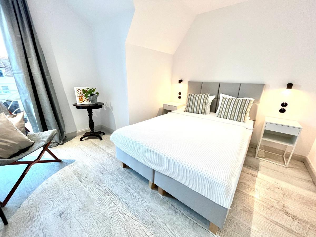 Pod Roza Bed & Breakfast Леба Екстериор снимка